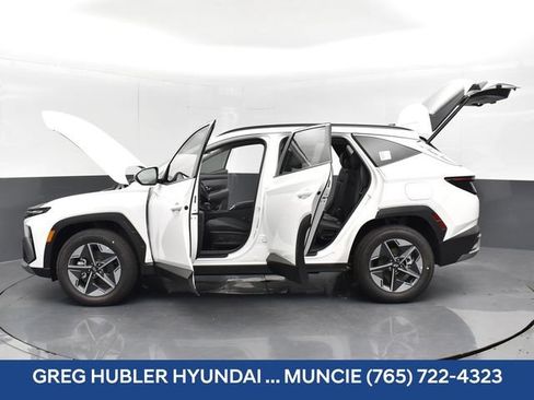 Used 2025 Hyundai Tucson SEL AWD/4WD image 43