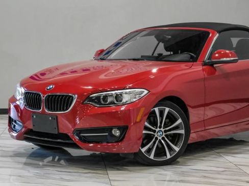 Used 2017 BMW 230i xDrive Convertible AWD/4WD image 10