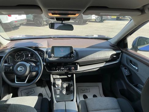 Used 2021 Nissan Rogue SV FWD image 14