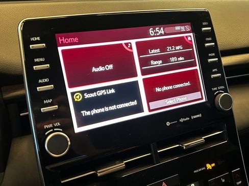 Used 2019 Toyota Avalon XLE w/ Moonroof Package image 12