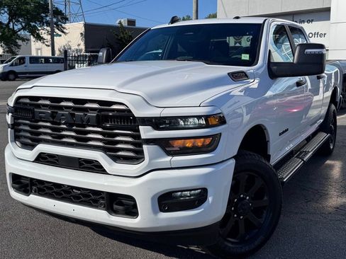 Used 2026 RAM 2500 Big Horn AWD/4WD image 3