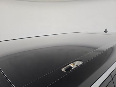 Used 2024 Rivian R1S Adventure AWD/4WD image 13