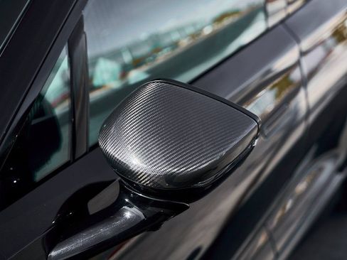 Used 2025 Aston Martin DBX 707 image 10