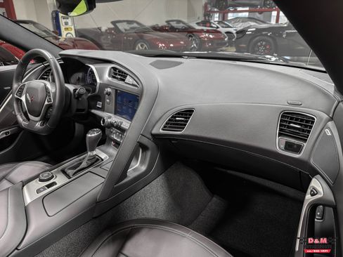 Used 2017 Chevrolet Corvette Stingray Coupe image 14