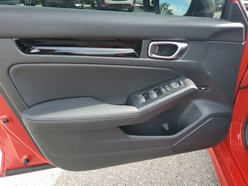 Certified 2025 Honda Civic Sport Touring image 22