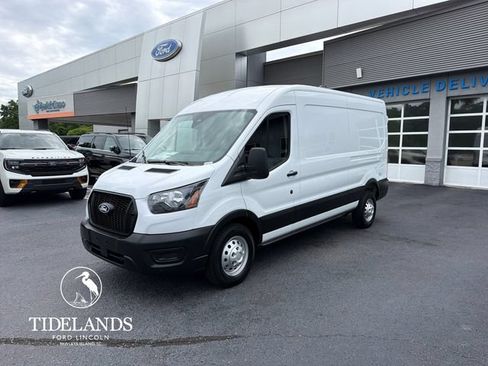 New 2026 Ford Transit 250 148 Medium Roof Extended AWD w/ Load Area Protection Package image 4