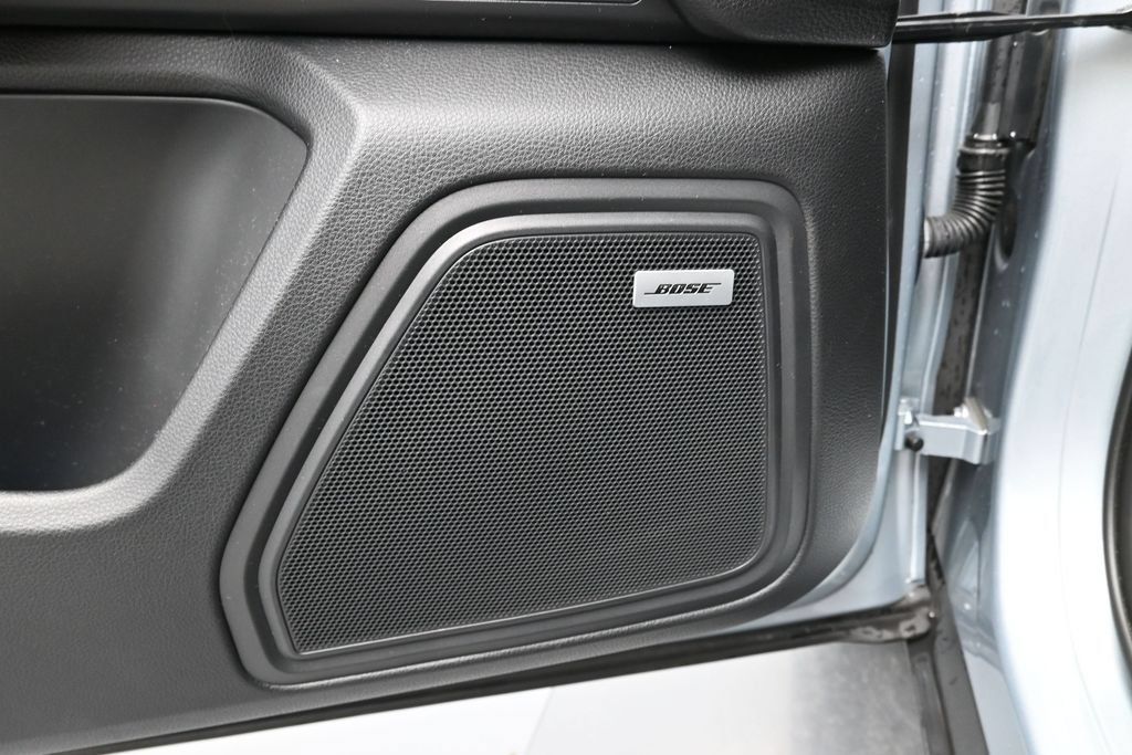 Certified 2022 Porsche Macan AWD/4WD image 13