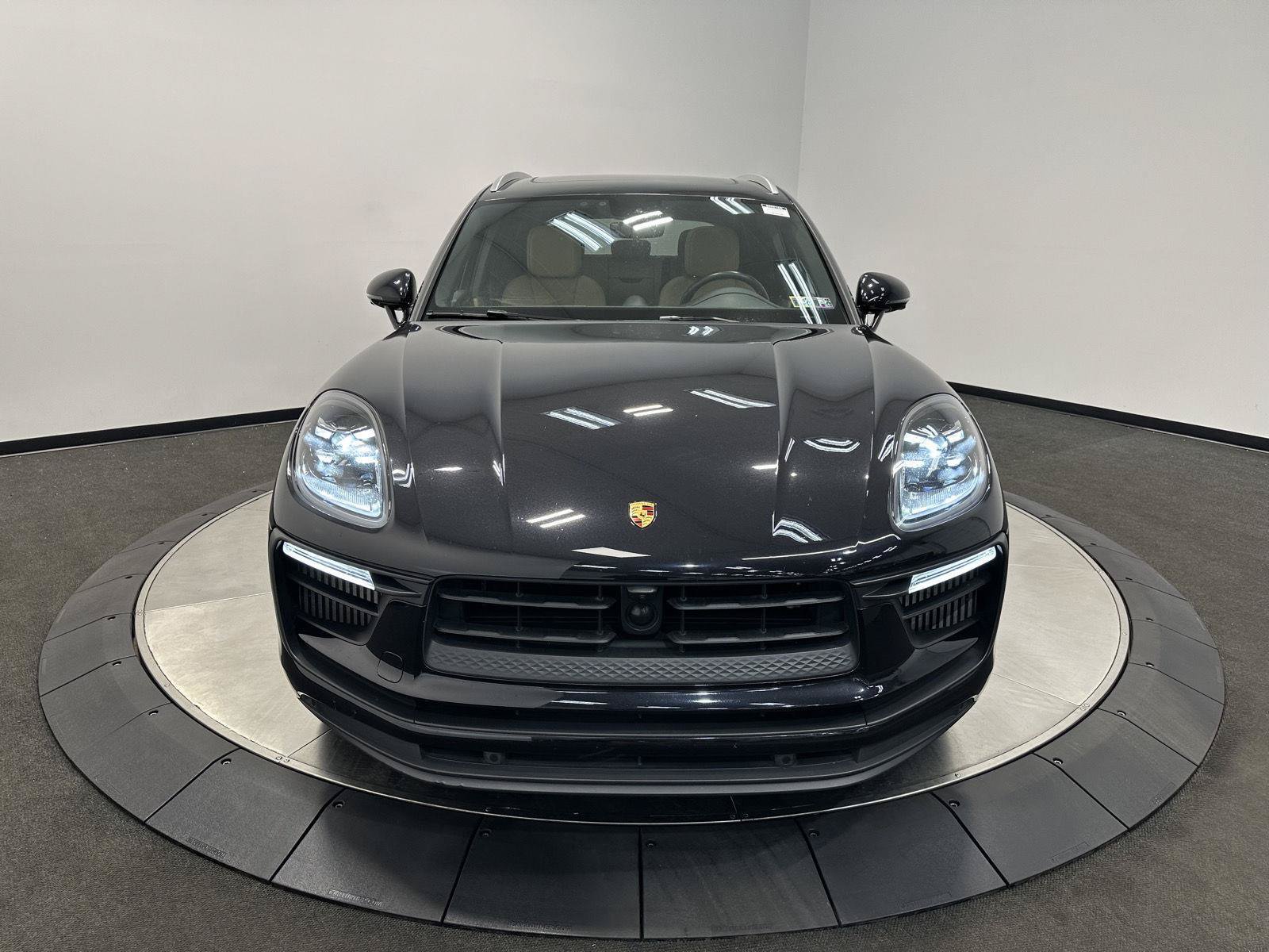 Used 2024 Porsche Macan S AWD/4WD image 10
