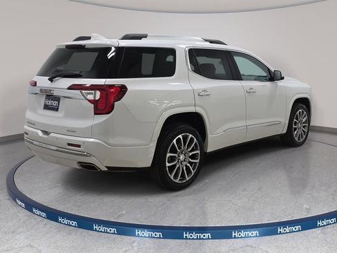 Used 2023 GMC Acadia Denali w/ Denali Ultimate Package AWD/4WD image 6