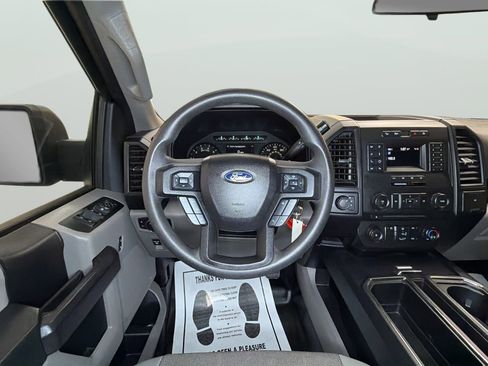 Used 2018 Ford F150 XL w/ Equipment Group 101A Mid AWD/4WD image 16