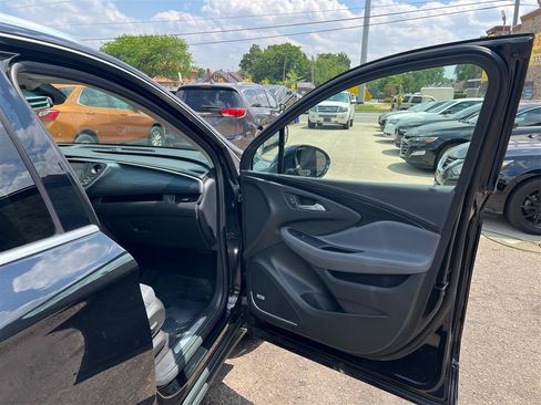 Used 2019 Buick Envision Premium w/ Driver Confidence Package AWD/4WD image 34