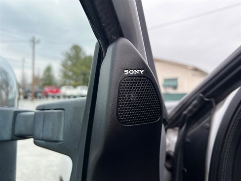 Used 2013 Ford F350 Platinum w/ FX4 Off Road Pkg image 28