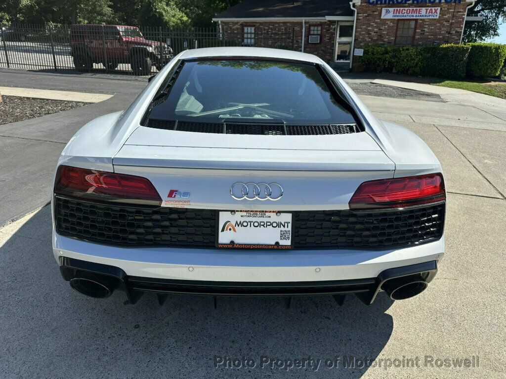 Used 2023 Audi R8 V10 performance RWD image 7