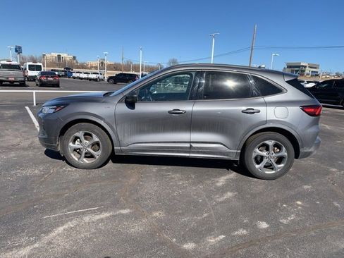 Used 2024 Ford Escape ST-Line image 4