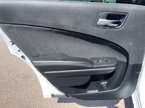 Used 2018 Dodge Charger SXT Plus image 17