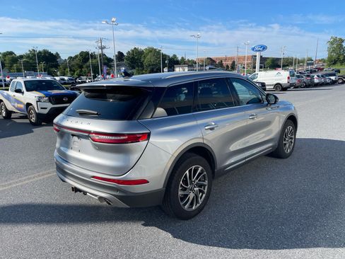 Used 2021 Lincoln Corsair AWD w/ Equipment Group 101A image 5