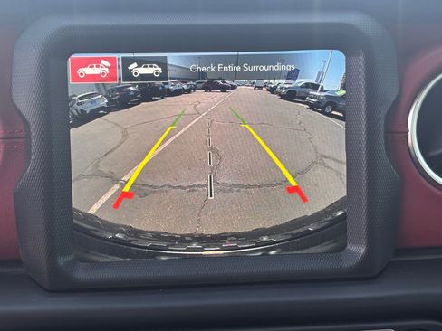 Used 2023 Jeep Wrangler Unlimited Rubicon 4xe AWD/4WD image 28