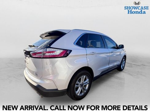 Used 2019 Ford Edge SEL w/ Equipment Group 201A FWD image 5