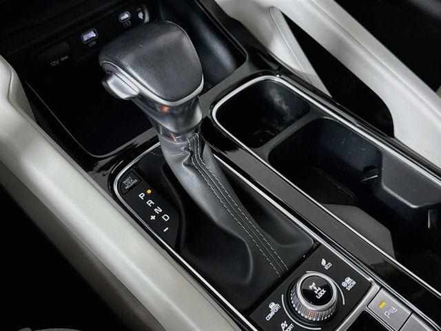 Certified 2023 Kia Telluride S w/ S Sunroof Package AWD/4WD image 17