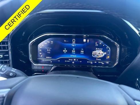 Used 2025 Chevrolet Silverado 2500 LT w/ Convenience Package AWD/4WD image 16