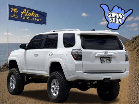 Used 2021 Toyota 4Runner SR5 RWD image 3