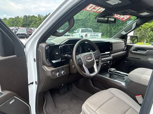 Used 2025 GMC Sierra 1500 SLT w/ SLT Premium Plus Package AWD/4WD image 27