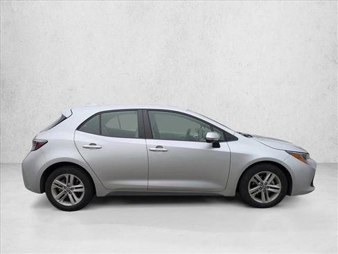 Used 2022 Toyota Corolla SE image 4