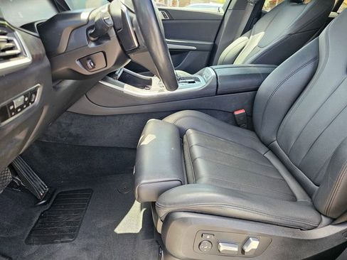 Used 2022 BMW X5 xDrive40i w/ Climate Comfort Package AWD/4WD image 23