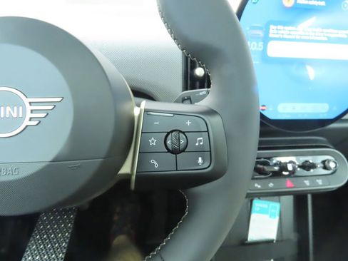 Used 2026 MINI Cooper 2-Door Hardtop image 14