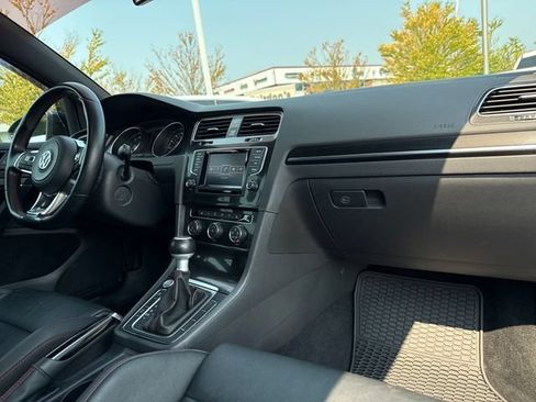 Used 2015 Volkswagen GTI SE w/ Lighting Package (SEL) FWD image 22