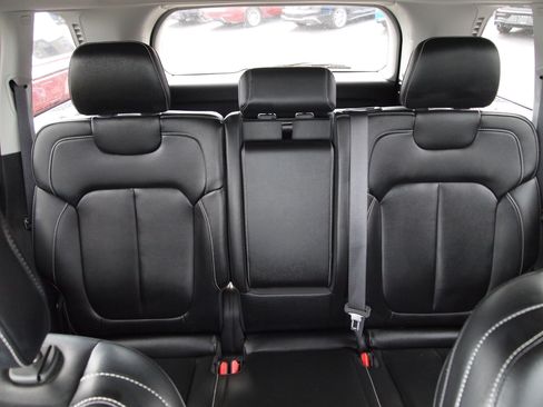 Used 2024 Jeep Grand Cherokee Limited image 24