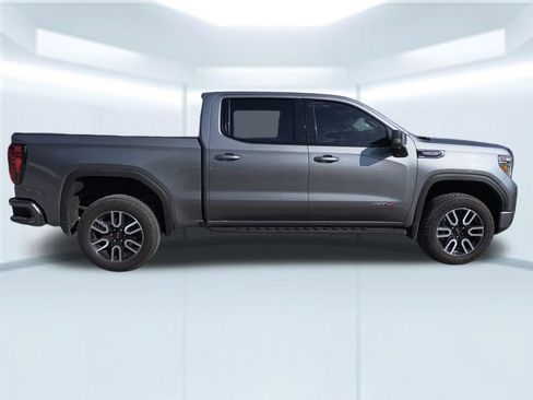 Used 2021 GMC Sierra 1500 AT4 w/ AT4 Premium Package AWD/4WD image 6