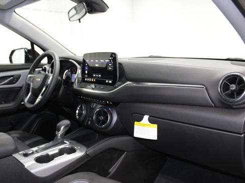 New 2025 Chevrolet Blazer LT w/ Midnight/Sport Edition image 22