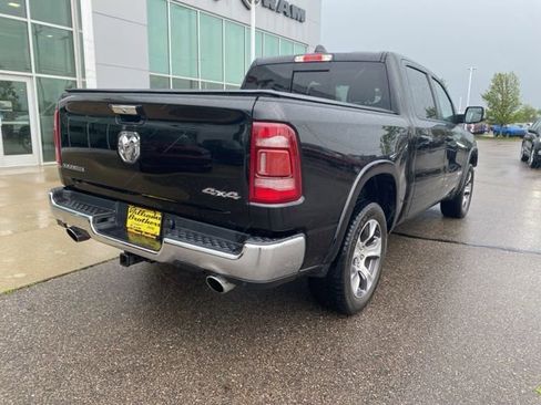 Used 2022 RAM 1500 Laramie AWD/4WD image 5