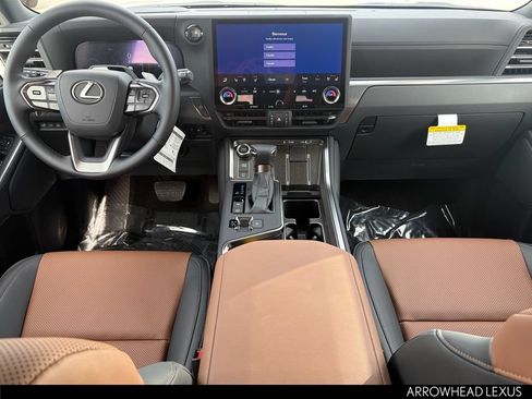 Used 2026 Lexus GX 550 AWD/4WD image 30
