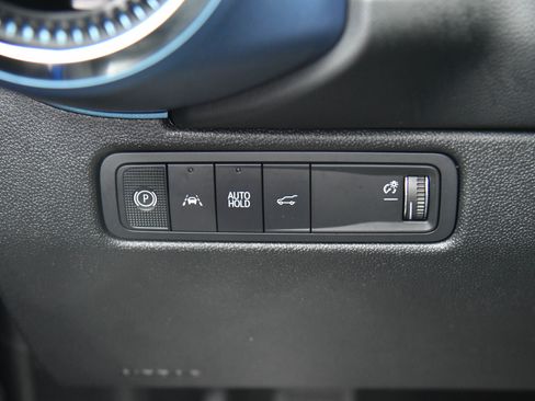 Used 2025 Chevrolet Equinox EV LT w/ Convenience Package image 40