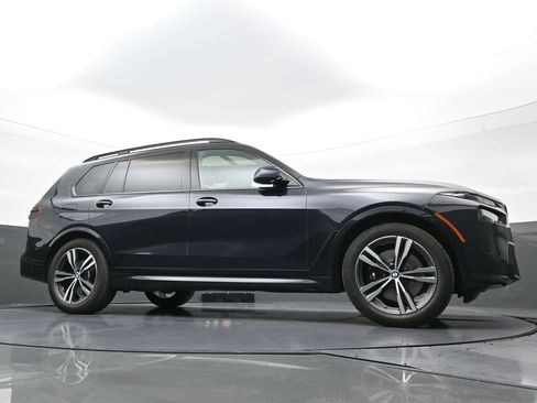 Used 2025 BMW X7 xDrive40i w/ M Sport Package image 23