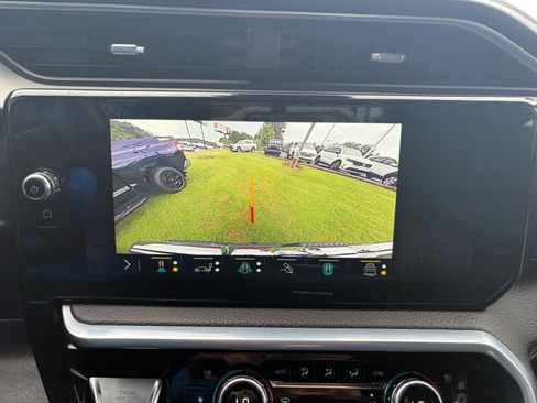 Used 2022 GMC Sierra 1500 Denali w/ Denali Reserve Package AWD/4WD image 29