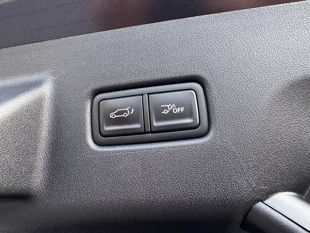 Certified 2027 Kia Telluride EX X-Line w/ Towing Package AWD/4WD image 11