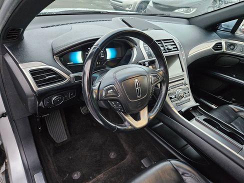 Used 2018 Lincoln MKZ Reserve image 14