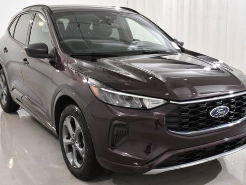 Used 2023 Ford Escape ST-Line w/ Tech Pack #1 image 4