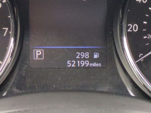 Used 2020 Nissan Rogue SV FWD image 32