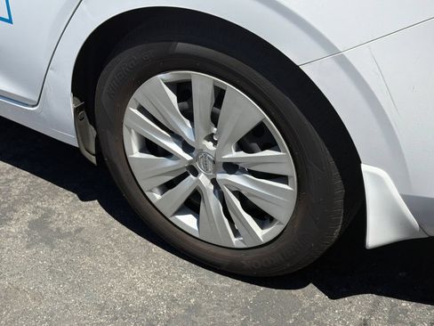 Used 2023 Nissan Sentra S FWD image 4