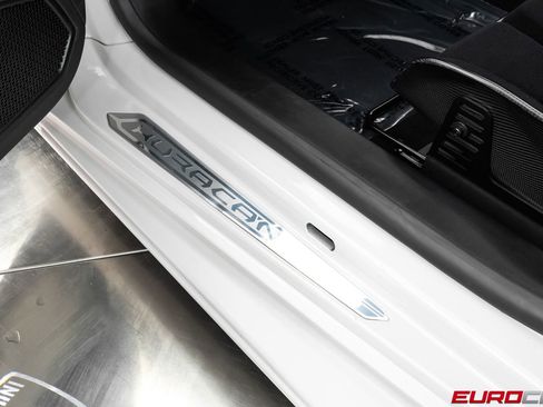 Used 2020 Lamborghini Huracan EVO AWD/4WD image 40