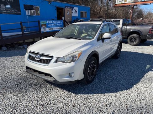 Used 2014 Subaru Crosstrek 2.0i Premium w/ Moonroof Package image 4