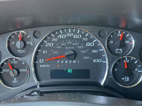 Used 2024 GMC Savana 2500 w/ Driver Convenience Package RWD image 13
