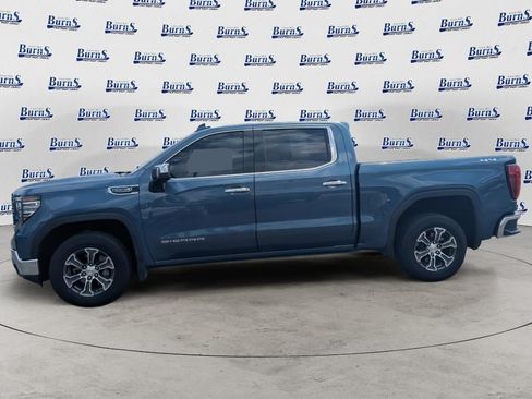 Used 2021 GMC Sierra 1500 SLT w/ SLT Premium Plus Package AWD/4WD image 6
