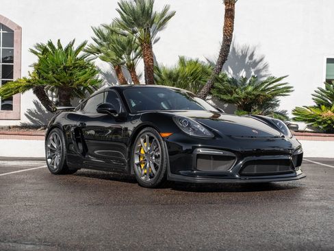 Used 2016 Porsche Cayman GT4 image 4
