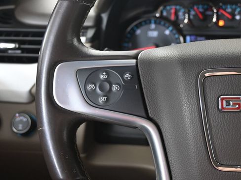 Used 2018 GMC Yukon XL SLT AWD/4WD image 36