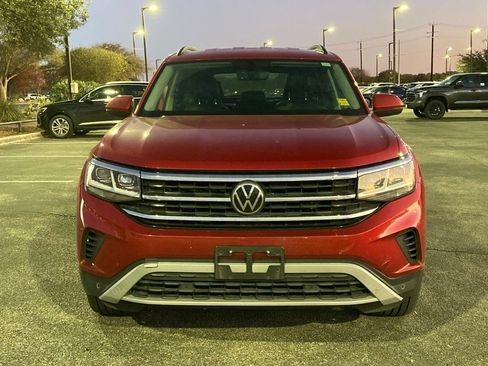 Used 2022 Volkswagen Atlas SE image 2